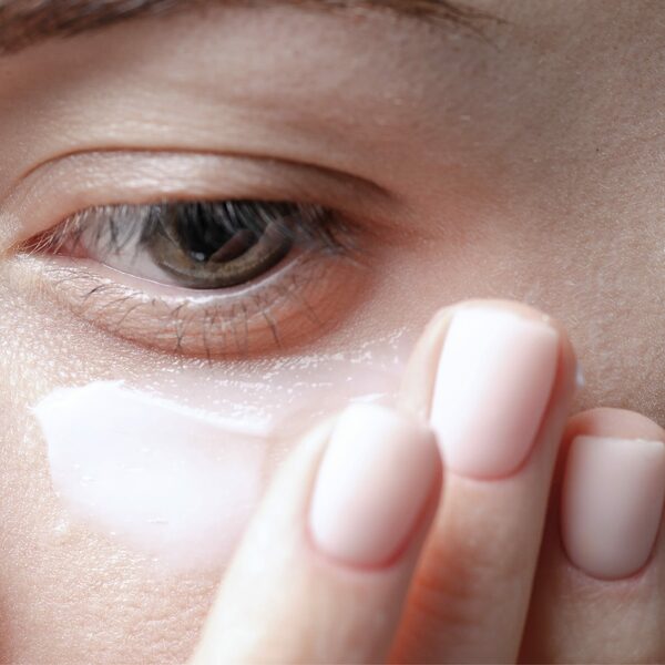 sebamed-pro-revitalizing-eye-cream-5